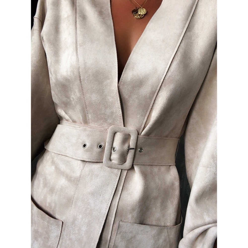 Last 1✨🆕Wona Nude Faux Suede Bell Sleeve Jacket - Picture 2 of 8